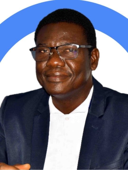 Professeur Eugène EZIN
